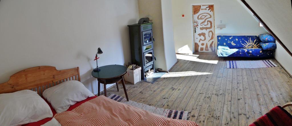Lazy River Hostel Loket Kamer foto